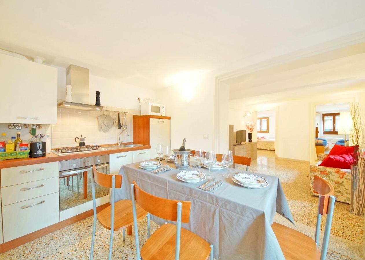 Sant'Aponal Apartment Rialto ヴェネツィア エクステリア 写真